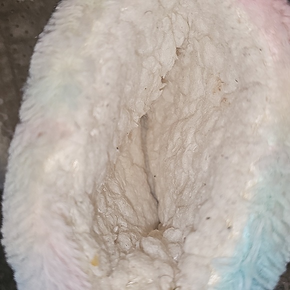 Girls 🦄 unicorn slippers - Picture 3 of 3